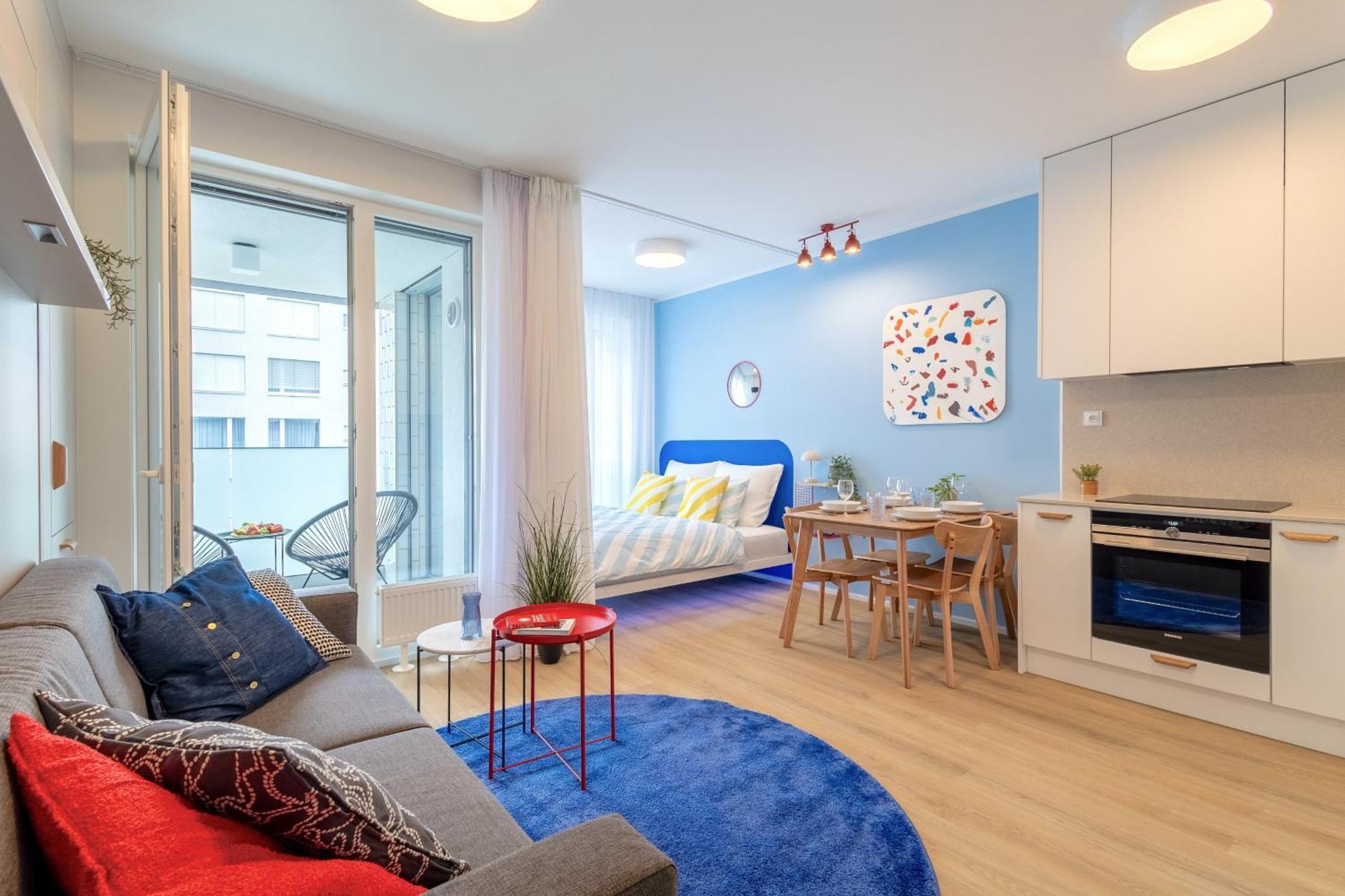 Colorful - Balcony, Free Parking, By Gravity Apartment Prague